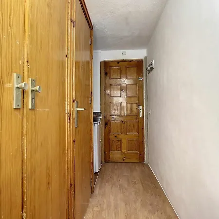 Comodo Estudio De 1 Y Facil Aparcamiento. *