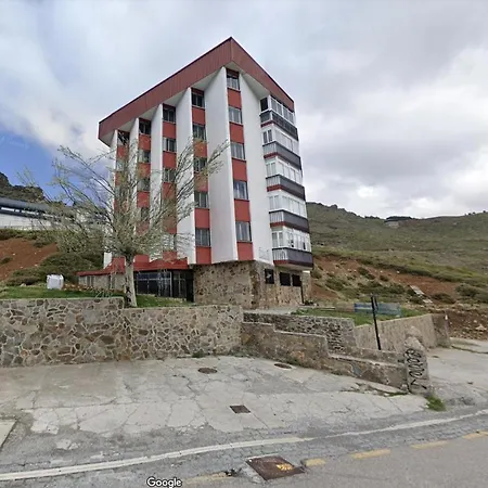 Comodo Estudio De 1 Y Facil Aparcamiento. * Sierra Nevada