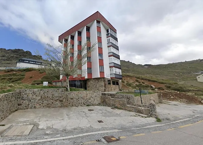 Comodo Estudio De 1 Y Facil Aparcamiento. * Sierra Nevada